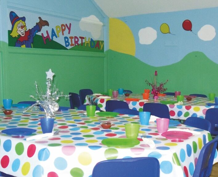 putlake-adventure-farm-kids-party-box-v01@2x-e1735743044895